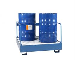 4 tønder stående med beskyttelsesrækværk